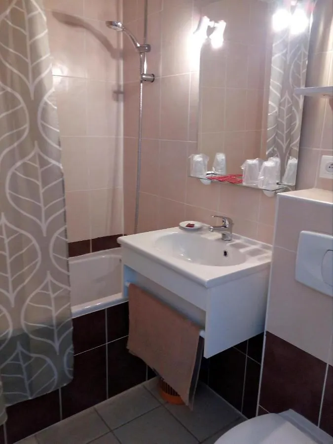 Auberge De Barnas Szálloda
